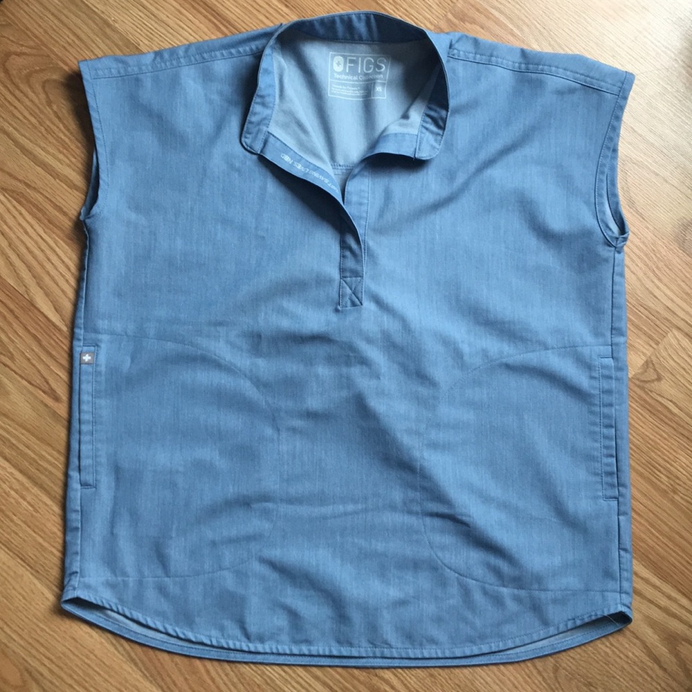 ❌ SOLD ❌ Rafaela Heather Indigo Scrub Top - XS